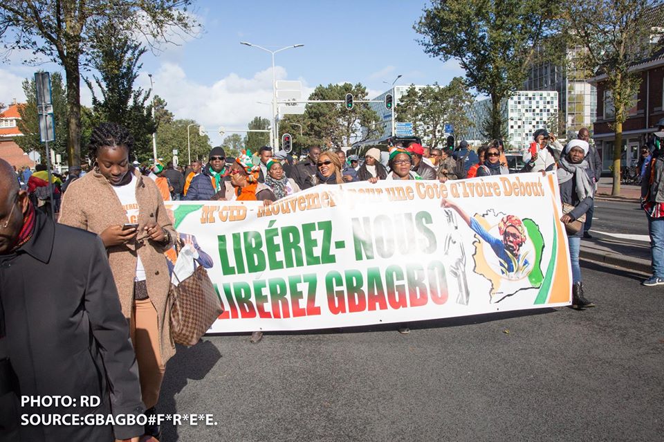 mobilisation à la haye 27jpg