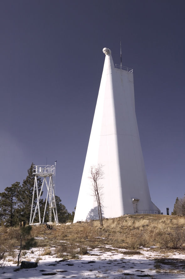 RÃ©sultat de recherche d'images pour "FBI avait fermÃ© et Ã©vacuÃ© tous les sites de tÃ©lescopes solaires"